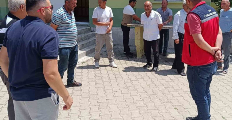 Uşak il tarım ve orman müdürlüğü ekipleri üreticilere saha ziyareti gerçekleştirdi