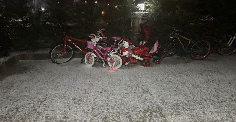 Uşak'ta Dolu Yağışı Sonrası Beyaz Manzara