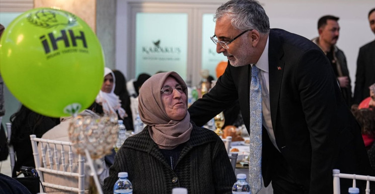 Uşak'ta İftar Programında Bakan Işıkhan'dan Diplomasi Vurgusu