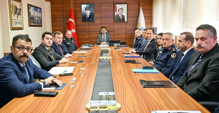 Uşak'ta İl Güvenlik ve Asayiş Toplantısı
