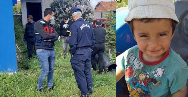 Uşak'ta Küçük Çocuk Babasının Kullandığı Traktörün Altında Kaldı!