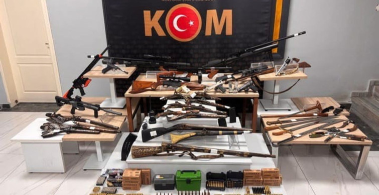 Uşak'ta Tarihi Silahlar ve Tüfekler Ele Geçirildi