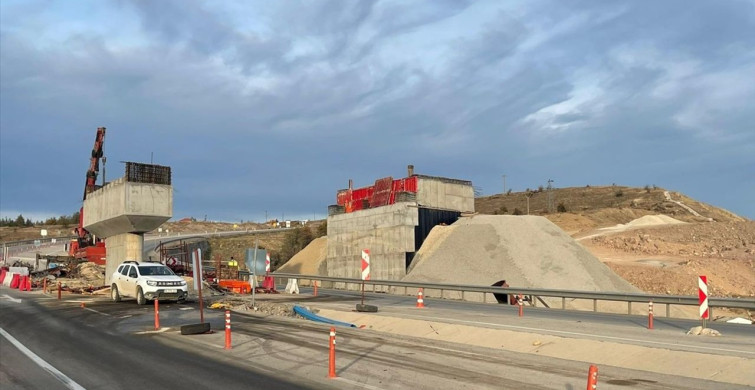 Uşak'ta Üst Geçit İnşaatında Trajik Kaza