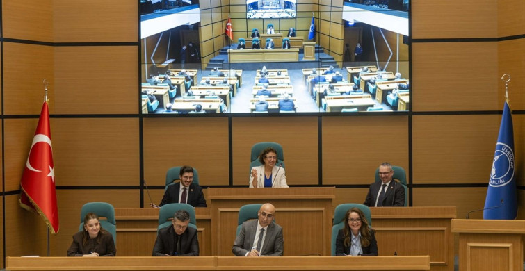 Üsküdar Belediye Meclisi'nden Borçlanma Yetkisi Onayı