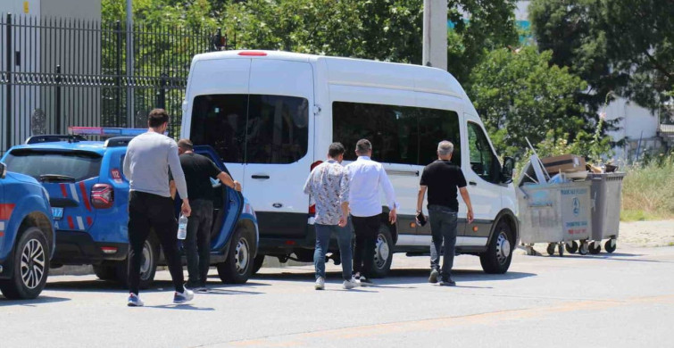 Uyuşturucu operasyonunda gözaltına alınan avukatlar adli tıbba sevk edildi