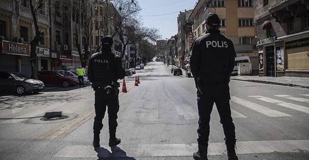 Uzmanlardan 'Sokağa Çıkma Yasağı Ne Zaman Bitecek?' Sorusuna Yanıt