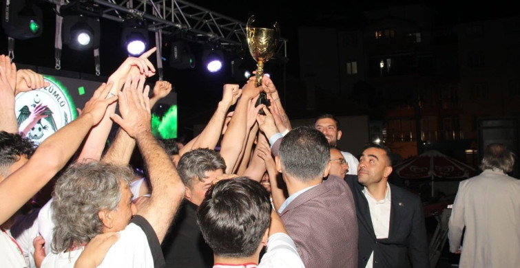 Üzümlüspor BAL'a Yükseldi, Şampiyonluk Kutlamaları Coşkuyla Gerçekleştirildi