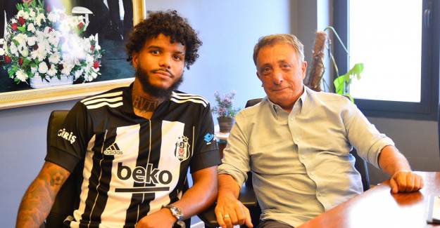 Valentin Rosier Beşiktaş'ta Kalmak İstediğini Açıkladı