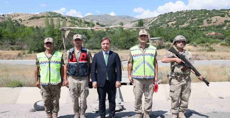 Vali Aydoğdu’dan jandarma personeline asayiş noktasında ziyaret