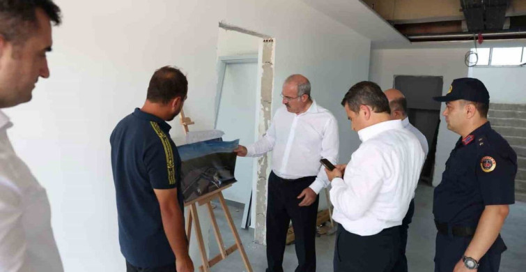 Vali Ömer Toraman Etili Köyü’nde vatandaşlarla bir araya geldi