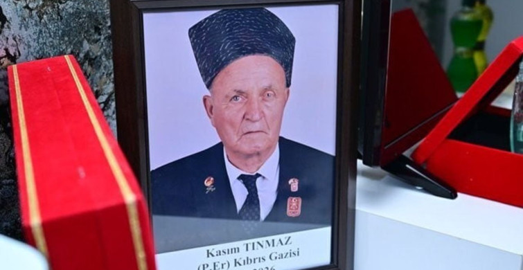 Vali Yılmaz, merhum Kıbrıs gazisi Tınmaz’ın ailesine taziye ziyaretinde bulundu