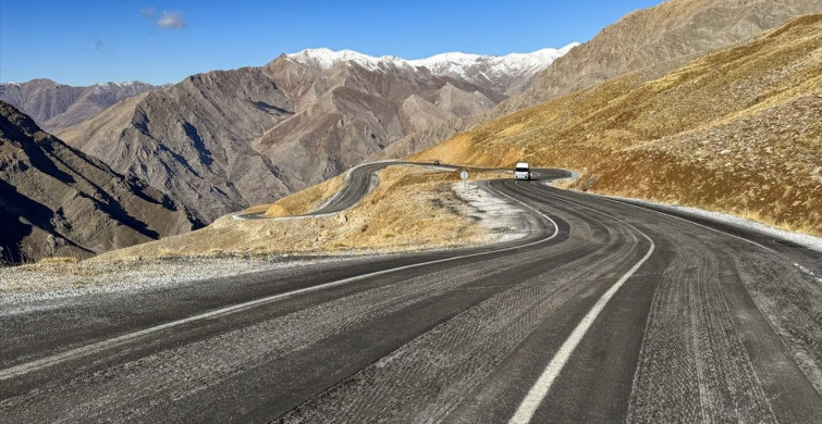 Van-Bahçesaray Kara Yolunda Çığ Riski Azaltma Çalışmaları