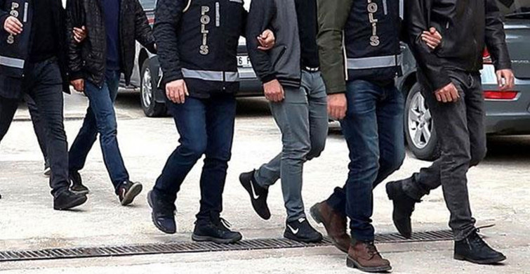 Van Merkezli 4 Şehirde Dolandırıcılık Operasyonu: 30 Kişi Gözaltına Alındı