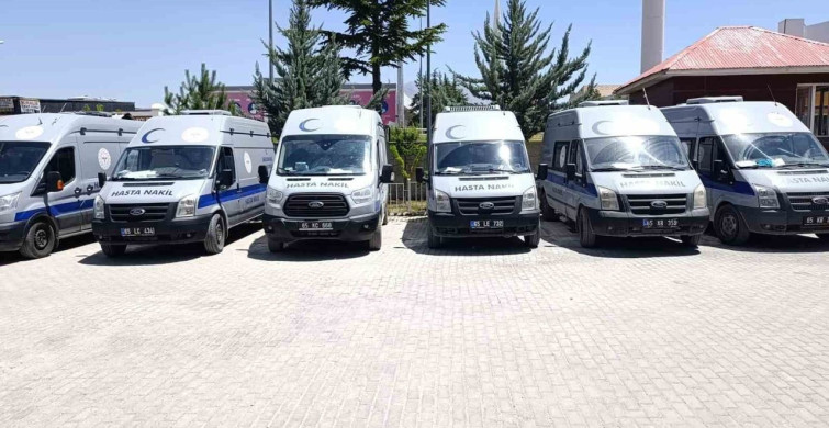 Van sağlık müdürlüğü hasta nakil filosunu yeniledi