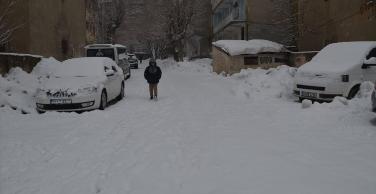 Van ve Muş'taki 68 Yerleşim Yeri Ulaşım Sorunu Yaşıyor