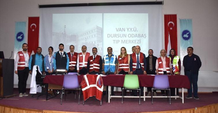 Van YYÜ Dursun Odabaş Tıp Merkezi'nde Gerçekleşen Afet Tatbikatı Van YYÜ Dursun Odabaş Tıp Merkezi'nde Gerçekleşen Afet Tatbikatı