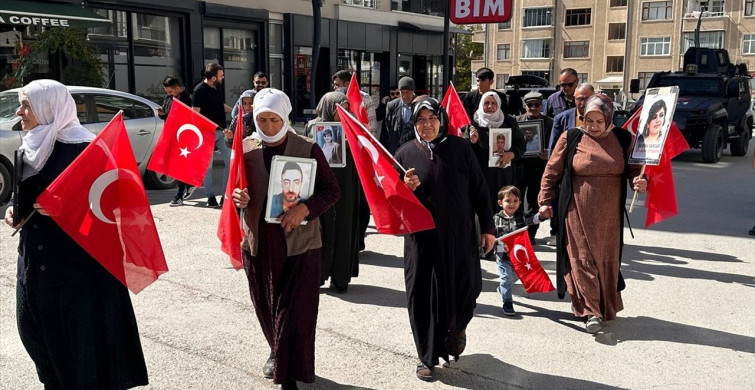 Van'da Ailelerin Eylemi Devam Ediyor