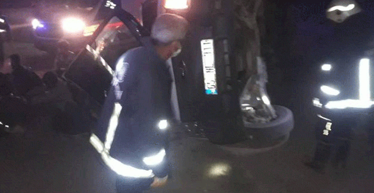 Van’da Düzensiz Göçmenleri Taşıyan Minibüs Devrildi!