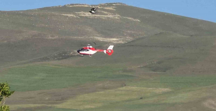 Van’da kalp krizi geçiren hasta helikopter ambulansla hastaneye sevk edildi