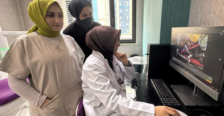 Van'da Sağlık Çalışanlarından AA'nın Yılın Kareleri Oylamasına Katılım