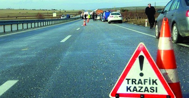 Van'da Trafik Kazası; 8 Kişi Yaralandı