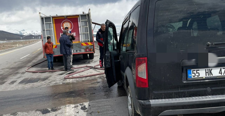 Van'da Trafik Kazası: İki Yaralı