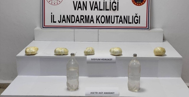 Van'da Zehirli Kimyasallar Ele Geçirildi