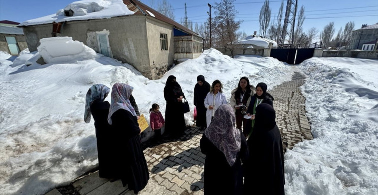 Van'da Zorlu Kış Koşullarında Kadın Hastalara Destek