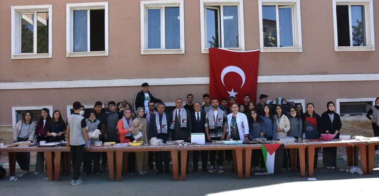 Van'daki Okullardan Gazze'ye Destek Kermesi