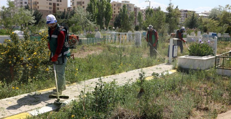 Van’daki Mezarlıklarda Temizlik Çalışması Başlatıldı