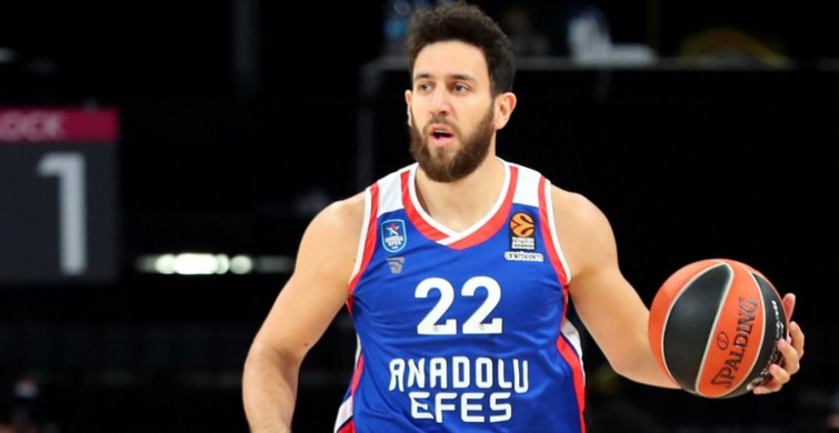 EuroLeague'in En Değerli Oyuncusu Vasilije Micic Seçildi