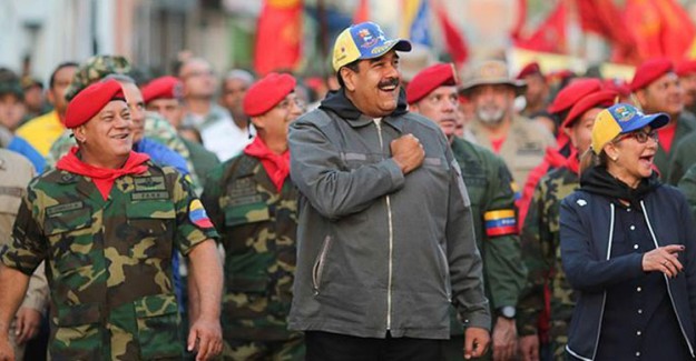 Venezeula Devlet Başkanı Maduro'dan ABD'ye Darbe Cevabı: Hazırız