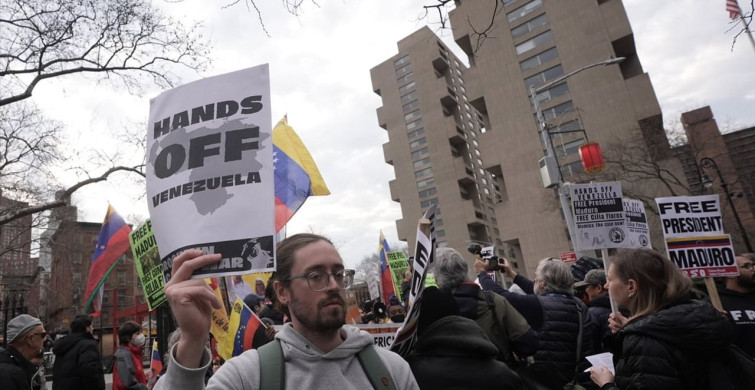 Venezuela Devlet Başkanı Maduro, Yeniden Hakim Karşısında