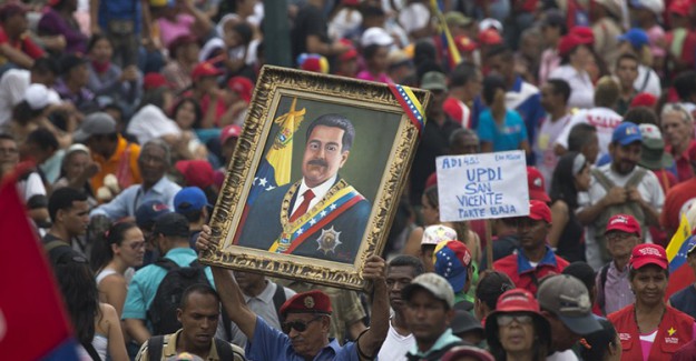 Venezuela'da Karşıt Taraflar 6 Nisan'da Sokağa İniyor 