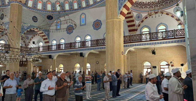 Vezirköprü'de 15 Temmuz şehitleri dualarla anıldı