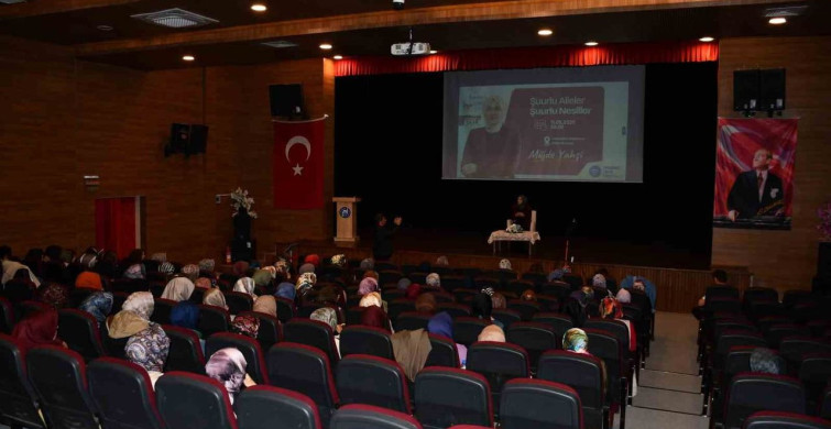 Vezirköprü'de Bilinçli Ebeveynlik Söyleşisi