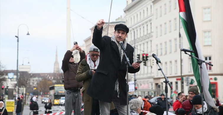 Viyana'da Filistin'e Destek Yürüyüşü Düzenlendi