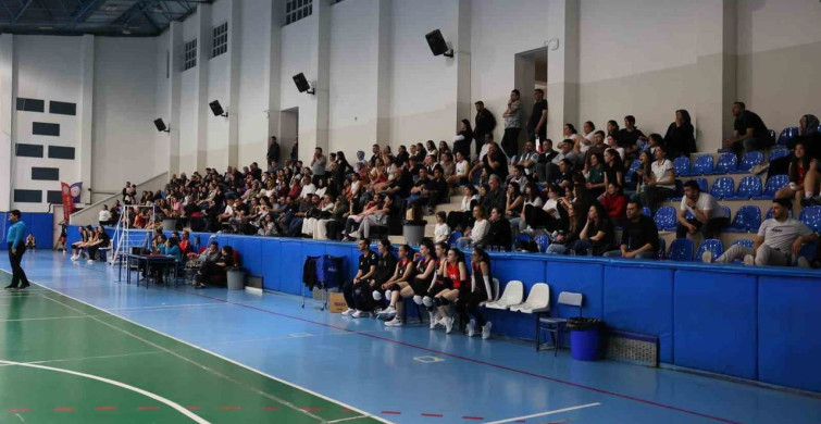 Voleybol Küçük Kızlar Gelişim Ligi Sonuçlandı
