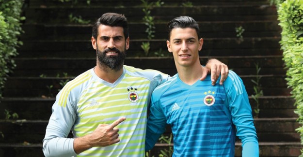Volkan Demirel'den Altay Bayındır'a; 'Taraftara Güven'