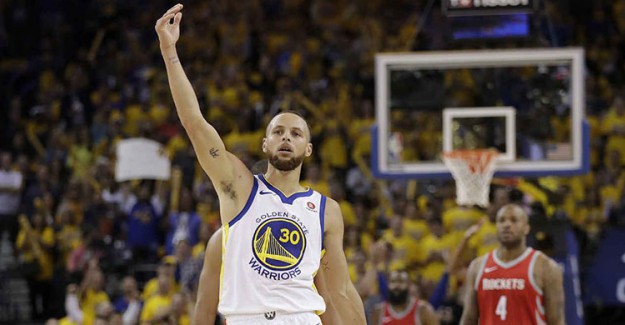  Warriors Rockets’ı Ezdi Geçti!