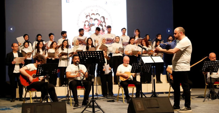 Yabancı Öğrencilerden Geleneksel Türküler