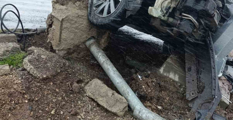 Yağışlı Hava Patnos'ta Trafik Kazasına Neden Oldu