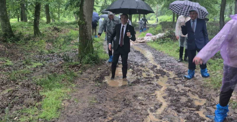 Yağmura Rağmen Ormanda Temizlik Yaptılar