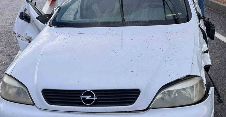 Yağmurda Kontrolden Çıkan Otomobil Takla Attı: İki Yaralı