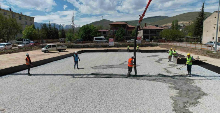 Yahyalı'da 4-6 Yaş Kur'an Kursu ve Diyanet Gençlik Merkezi'nin Temeli Atıldı