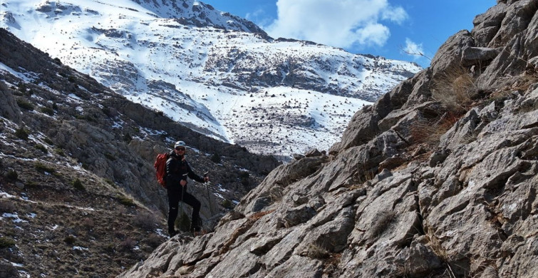 Yahyalı'nın Doğa Tutkunu: İlhan Bayer'in Dağcılık Serüveni
