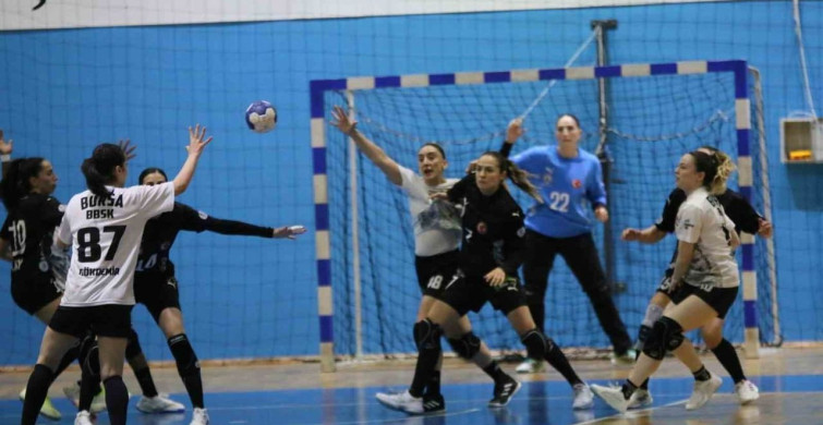 Yalıkavakspor, Lider Bursa'yı Yendi