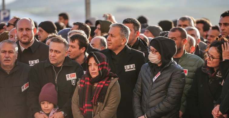 Yalova'da DEAŞ Operasyonunda Şehit Olan 3 Polis İçin Tören Düzenlendi