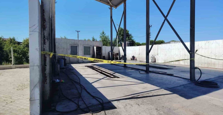 Yalova'da elektrik akımına kapılan baba ve oğlu Kocaeli'de toprağa verildi