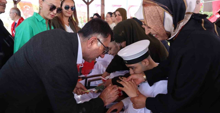 Yalova'da Engelli Gençlere Asker Eğlencesi Düzenlendi